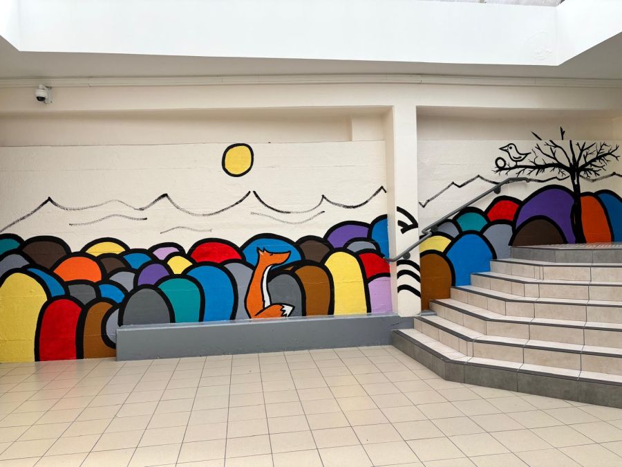 Fresque « Street Art en Fable » achevée, le corbeau et le renard, au collège Saint Jean & la Croix